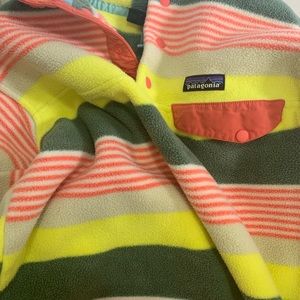 *RARE* Patagonia Synchilla 1/4 Button Up